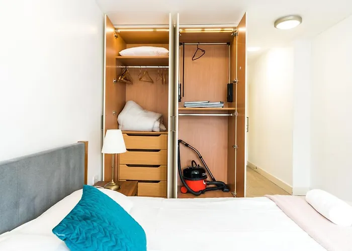 Amazing 2 Bedroom / Earls Court / Kensington