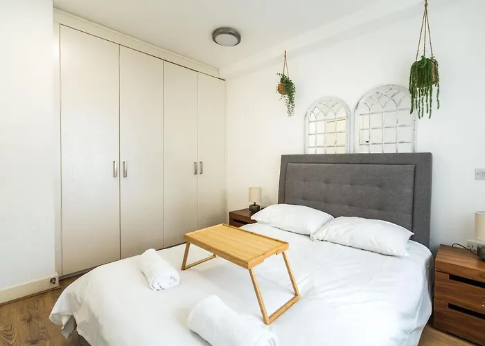 Amazing 2 Bedroom / Earls Court / Kensington